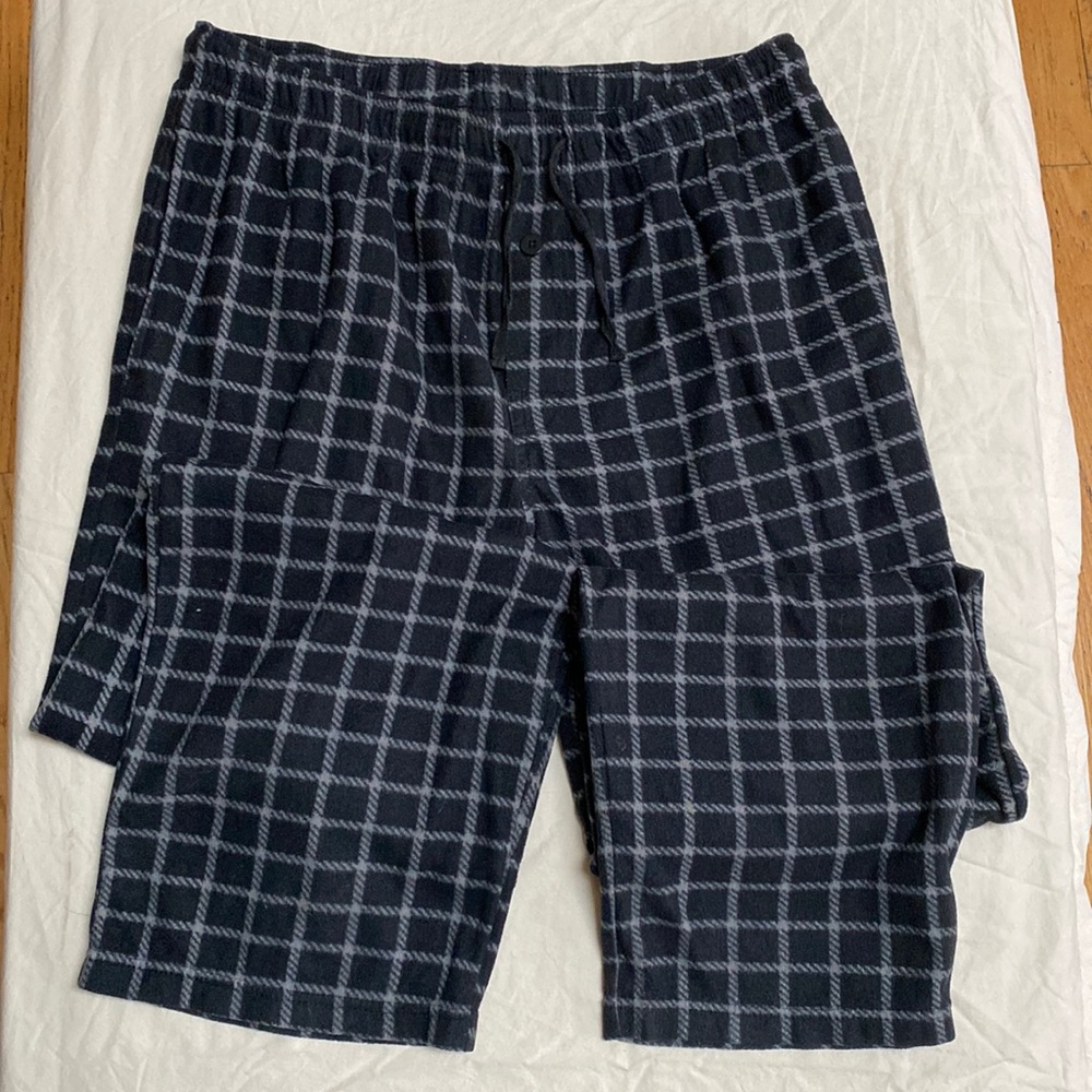 Fruit of the Loom Men’s Sleepwear Large 36/38 Pants